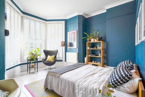 Flat 1, 111 Crouch Hill, London, N8 9RD