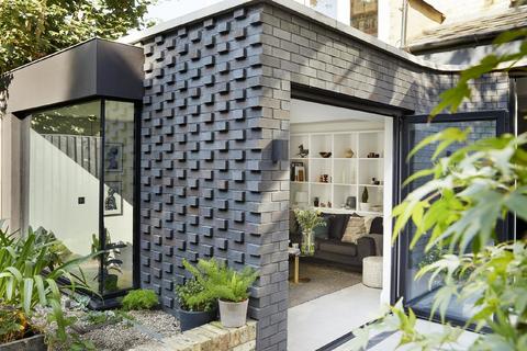 Flat 1, 111 Crouch Hill, London, N8 9RD