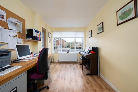 85 Brent Road, Thornliebank, Glasgow, G46 8JG