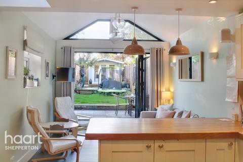 45 French Street, Sunbury-on-thames, TW16 5JL