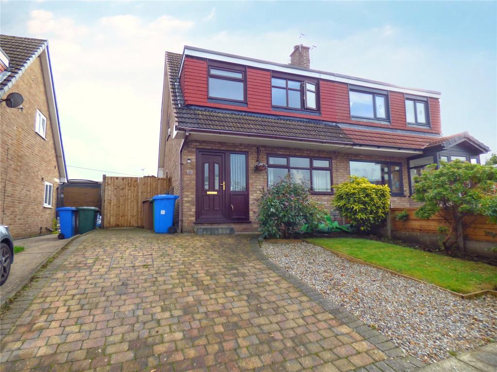 Sherbourne Drive, Heywood, Greater Manchester, OL10 3 bed semidetached