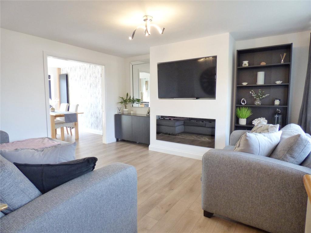Sherbourne Drive, Heywood, Greater Manchester, OL10 3 bed semidetached