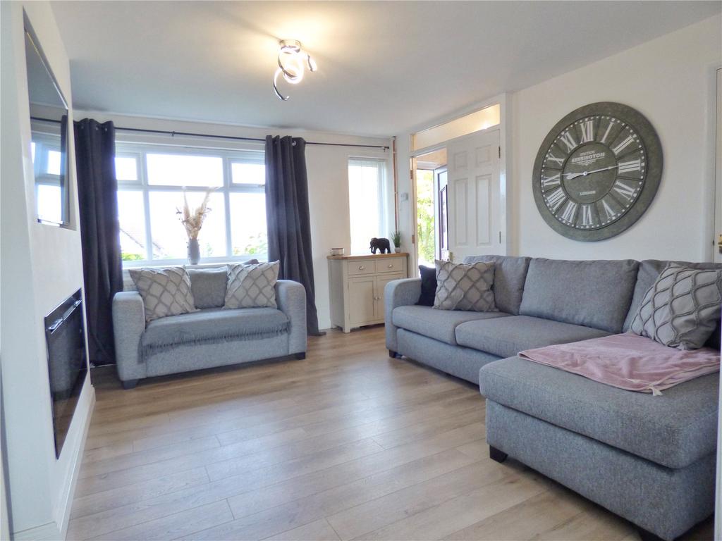 Sherbourne Drive, Heywood, Greater Manchester, OL10 3 bed semidetached