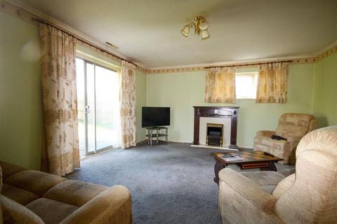 16 Linthouse Close, Peacehaven, BN10 8HZ