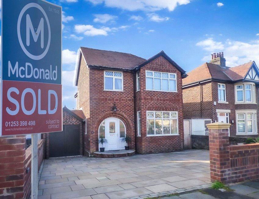 Forest Gate, Blackpool, Lancashire 4 bed detached house £395,000