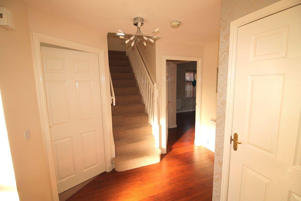 Kingfisher Place, Dunfermline, KY11 8JN 4 bed detached house £1,300