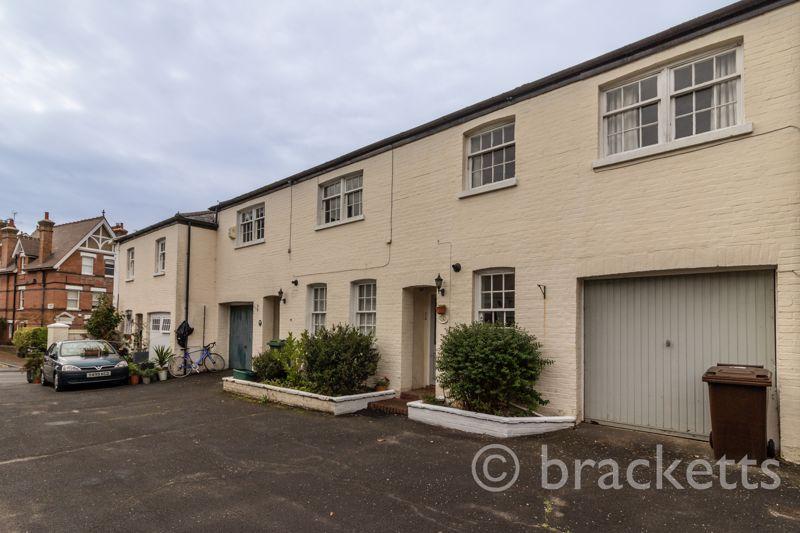Grove Hill Mews, Tunbridge Wells 2 bed mews £1,350 pcm (£312 pw)