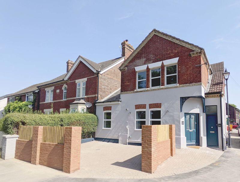 BRAND NEW GROUND FLOOR APARTMENT Tonbridge Road, Hildenborough, TN11