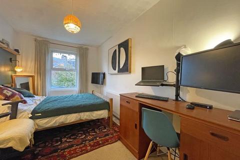 11 Buller Road, Exeter, EX4 1BZ