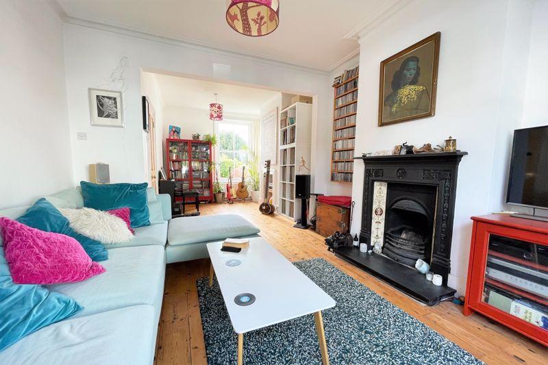 Hythe Road, Brighton 4 bed property for sale £825,000
