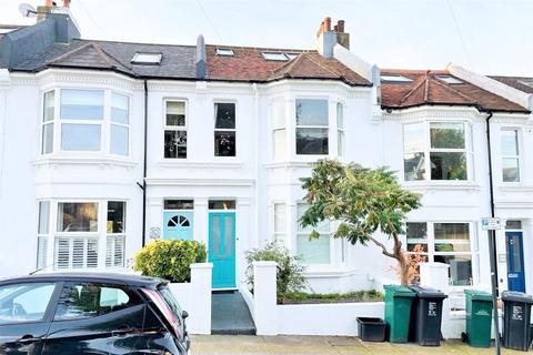 4 bedroom house for sale