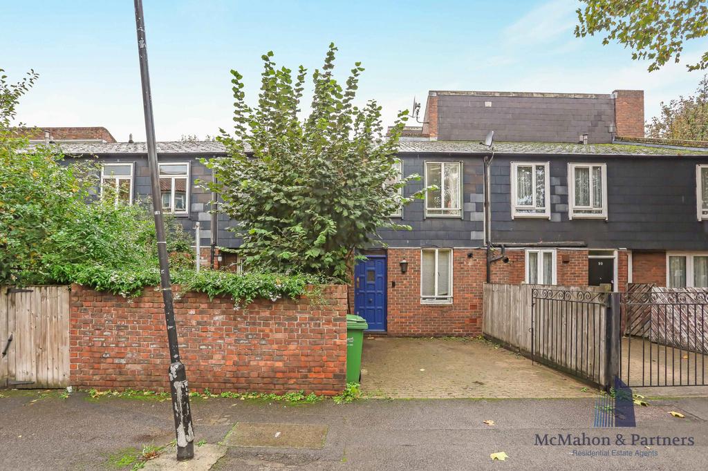 Langdale Close, London, SE17 2 bed terraced house £550,000