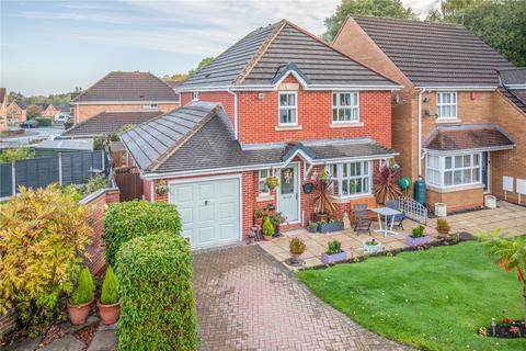 4 bedroom detached house for sale - 15 Ironstone Close, St. Georges, Telford