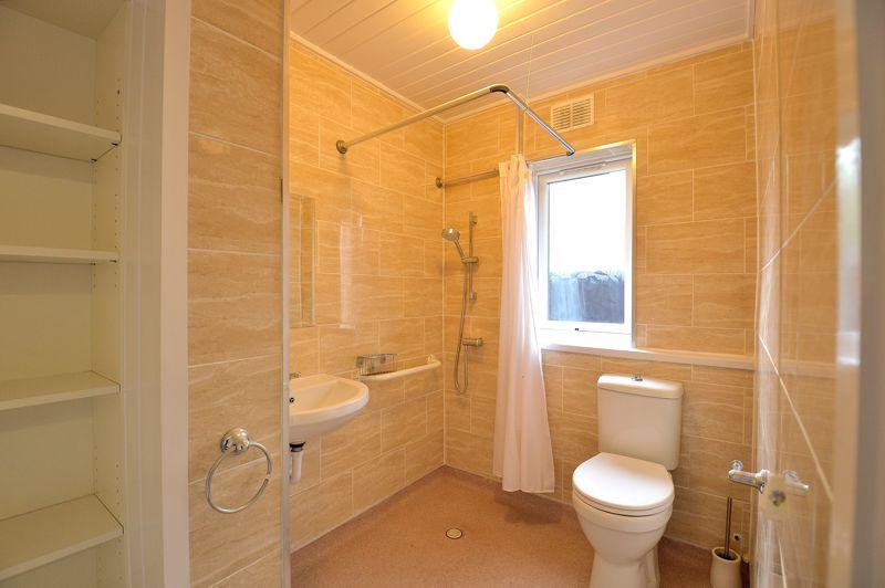 Downstairs shower