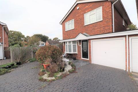 4 bedroom detached house for sale - Kennedy Close, Rayleigh, SS6