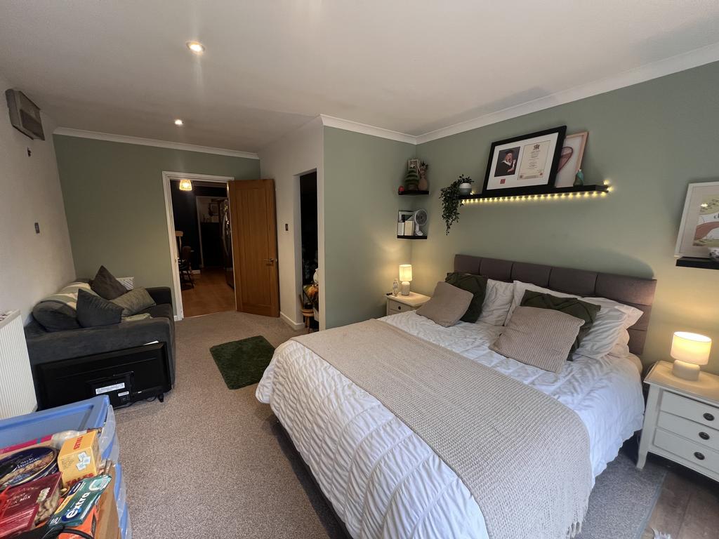 Bedroom 4