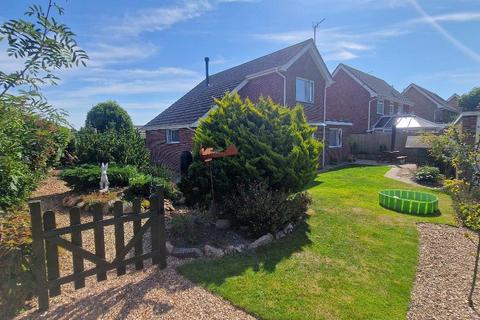 4 bedroom detached house for sale, Brook Furlong, Bembridge, Isle of Wight, PO35 5QR