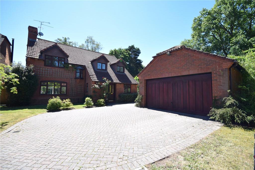 Gilbert Way, Finchampstead, Wokingham, Berkshire, RG40 4 bed detached