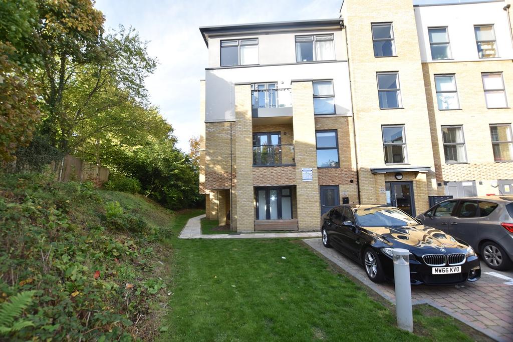 Broad Lane, Bracknell, RG12 1 bed apartment £1,050 pcm (£242 pw)
