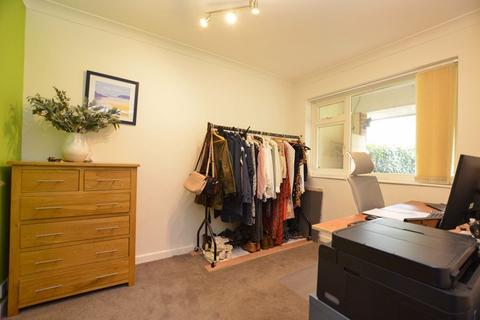 3 Cedar Way, Brixham, TQ5 0DQ