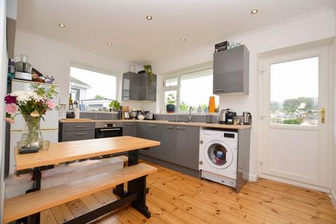 3 Cedar Way, Brixham, TQ5 0DQ