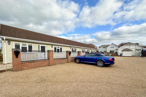 5 bedroom detached house for sale, Superb home with 4.25 Acres