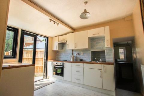 2 Hall Lane, South Ockendon, RM15 6SH