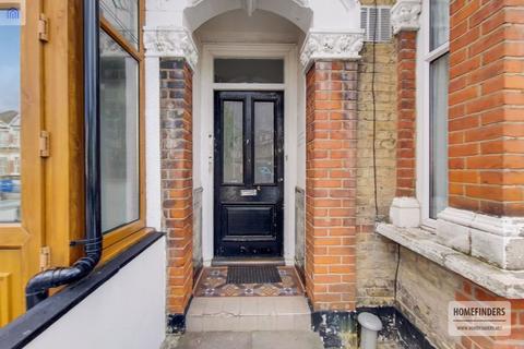 190a Wellesley Road, Ilford, IG1 4LL