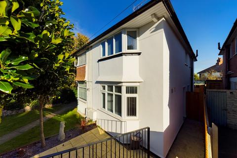 3 bedroom semi-detached house for sale, Belmont Road, Broadstairs, CT10