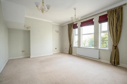 3 bedroom apartment for sale - Thames Street, Weybridge, KT13