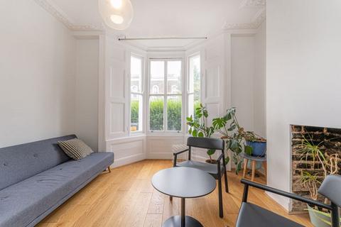 1 bedroom apartment for sale, Dunlace Road, London