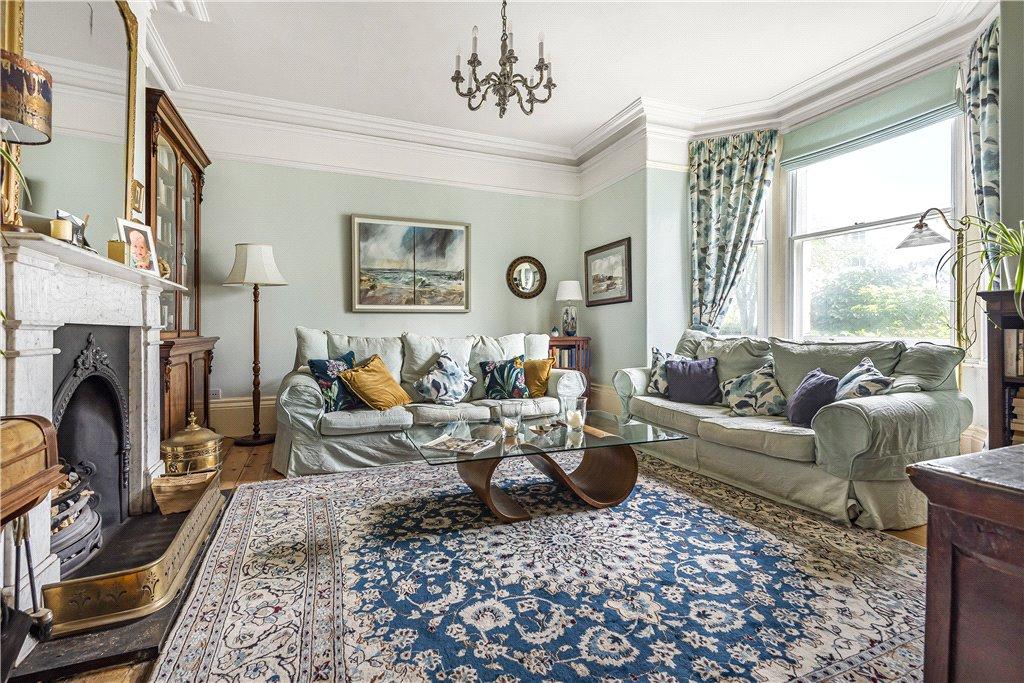 Devon Terrace, Totnes, Devon 5 bed townhouse £850,000