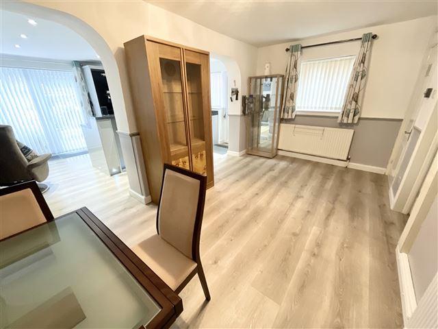 Dining area 2