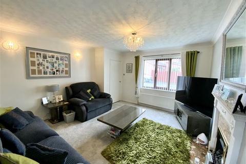 4 bedroom detached house for sale - Fanshaw Close, Eckington, Sheffield, Derbyshire, S21 4HY