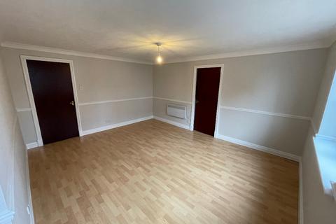 1 bedroom flat to rent, AMBLECOTE - Hill Street