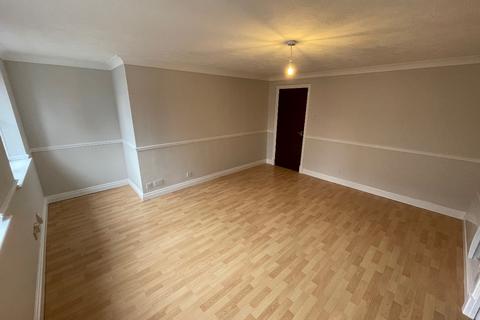 1 bedroom flat to rent, AMBLECOTE - Hill Street