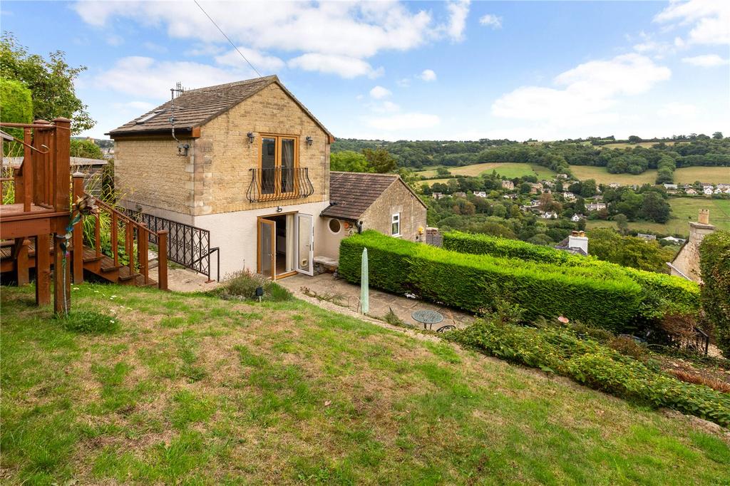 Butterrow Hill, Stroud, GL5 2 bed detached house £450,000
