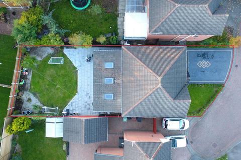 6 College View, Leeds, LS12 3LT