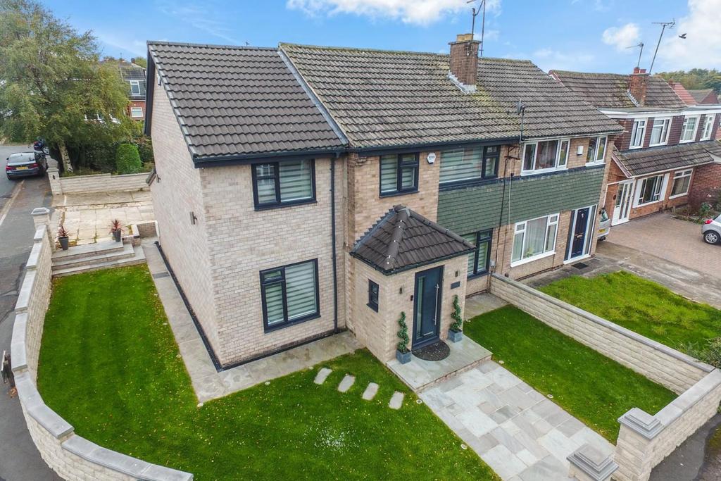 Primley Park Drive, Alwoodley, Leeds... 5 bed semidetached house £