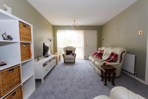 140 Rowood Drive, Solihull, B92 9LJ