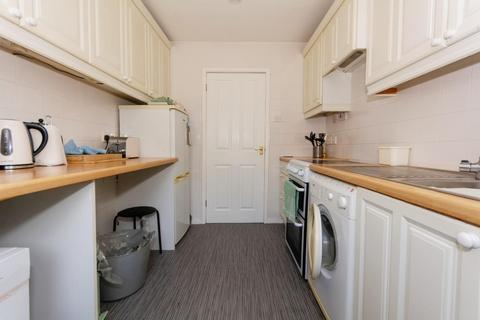 140 Rowood Drive, Solihull, B92 9LJ