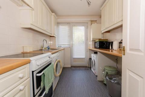 140 Rowood Drive, Solihull, B92 9LJ
