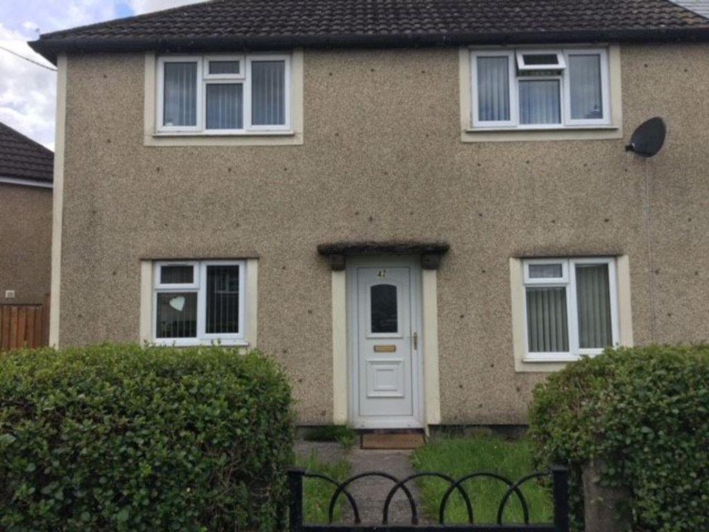 Gwaunmiskin Road, Beddau Pontypridd 3 Bed House - £850 Pcm (£196 Pw)