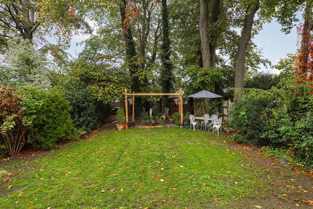 Ewell Park Way