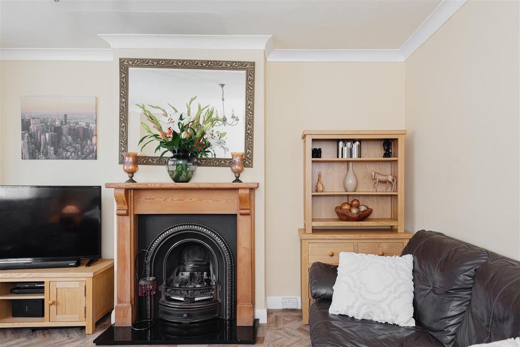 Ewell Park Way