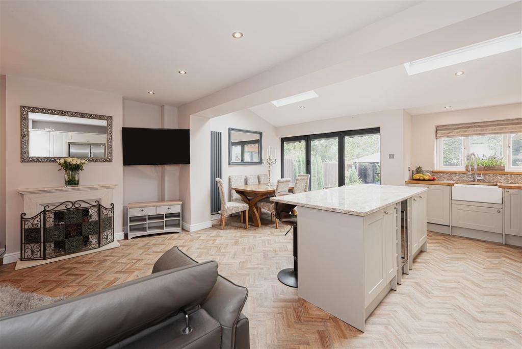 Ewell Park Way