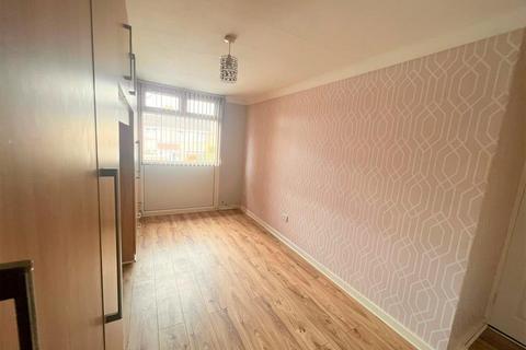 13 Ashworthy Close, Bransholme, Hull, HU7 4EU