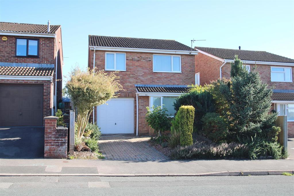 Bracken Close, Lydney 3 bed detached house £295,000