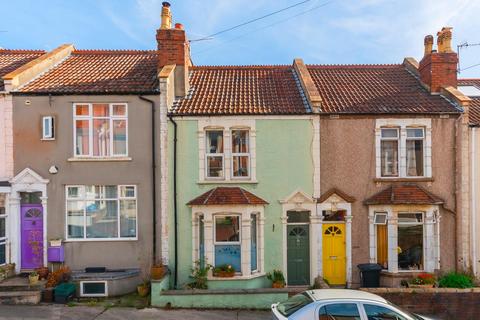 39 Dunkerry Road, Bristol, BS3 4LD