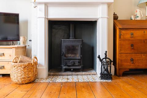 39 Dunkerry Road, Bristol, BS3 4LD